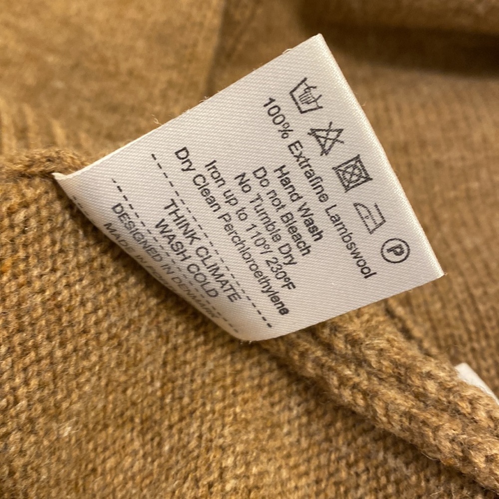 Norse Projects Brown Crewneck Wool Sweater with Red Trim. Size XS - Picture 5 of 8